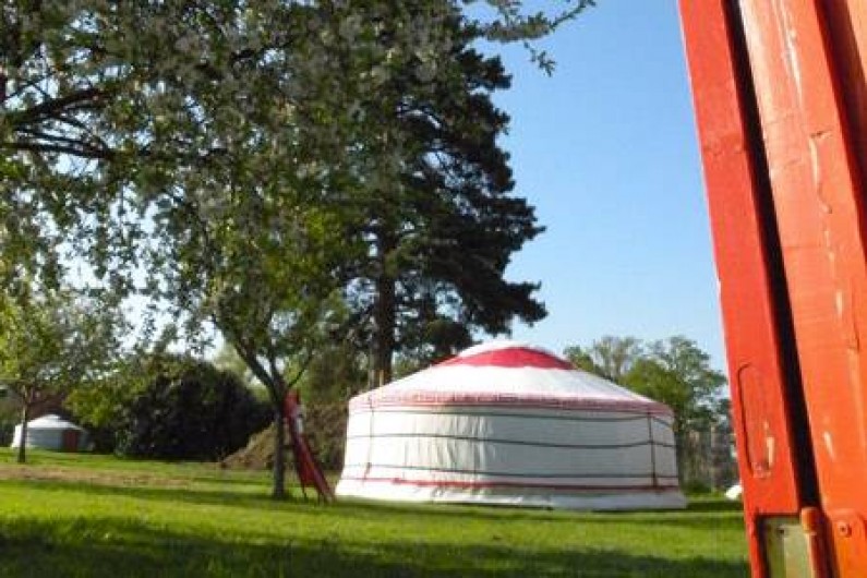 Location de vacances - Camping à Sainte-Eulalie-en-Born - Yourte mongole