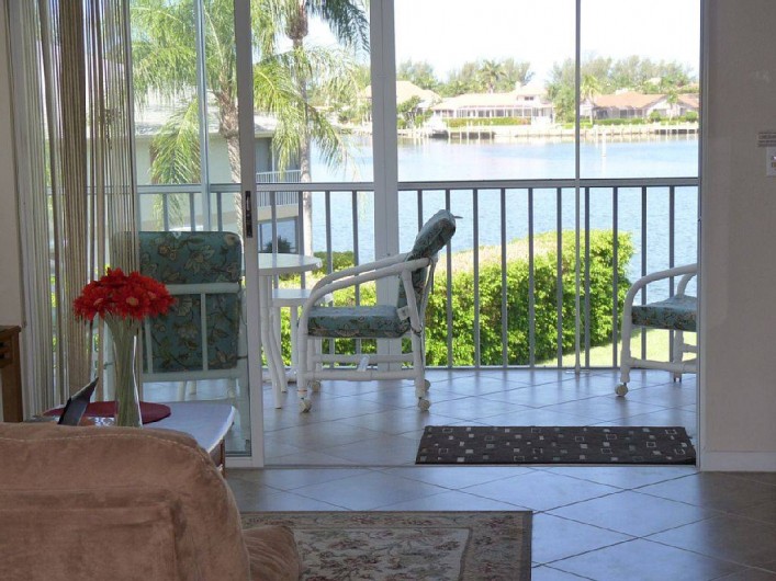 Location de vacances - Appartement à Marco Island - Belle terrasse pour 4 à 6 personnes avec vue sur l'eau et couchers de soleil