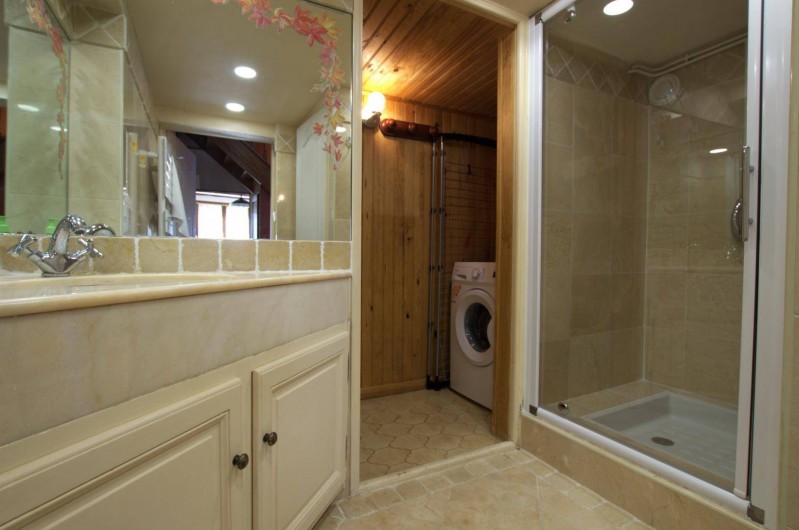 Location de vacances - Gîte à Neuville-sur-Vanne - SALLE DE BAIN