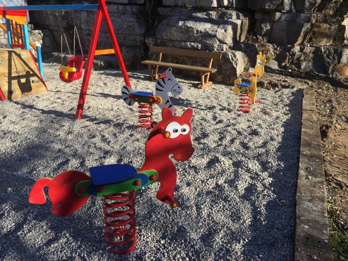 Location de vacances - Chalet à Vogüé - Aire de jeux