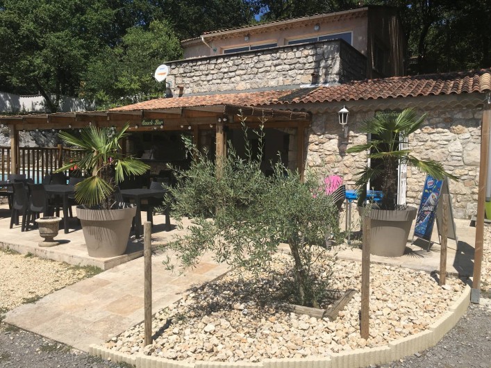 Location de vacances - Chalet à Vogüé - Accueil et snack bar