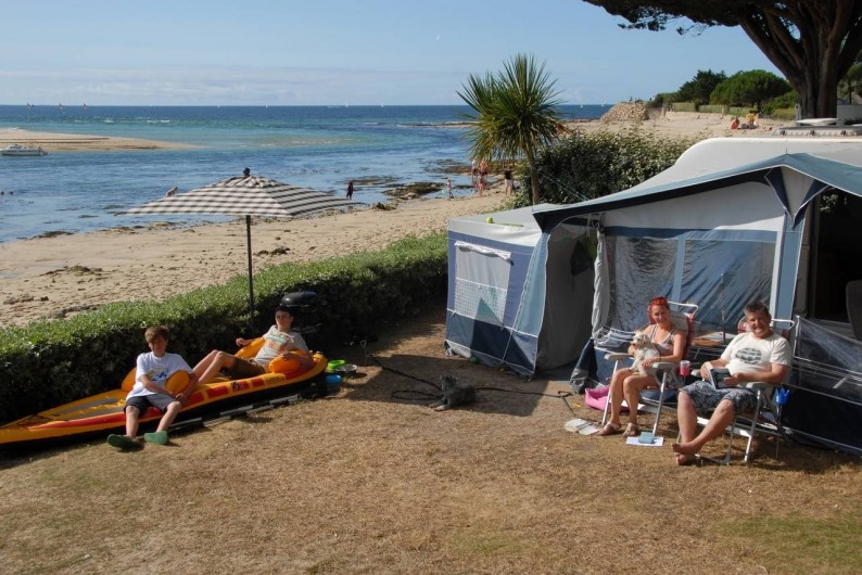 Location de vacances - Camping à Bénodet - Emplacement près de la plage