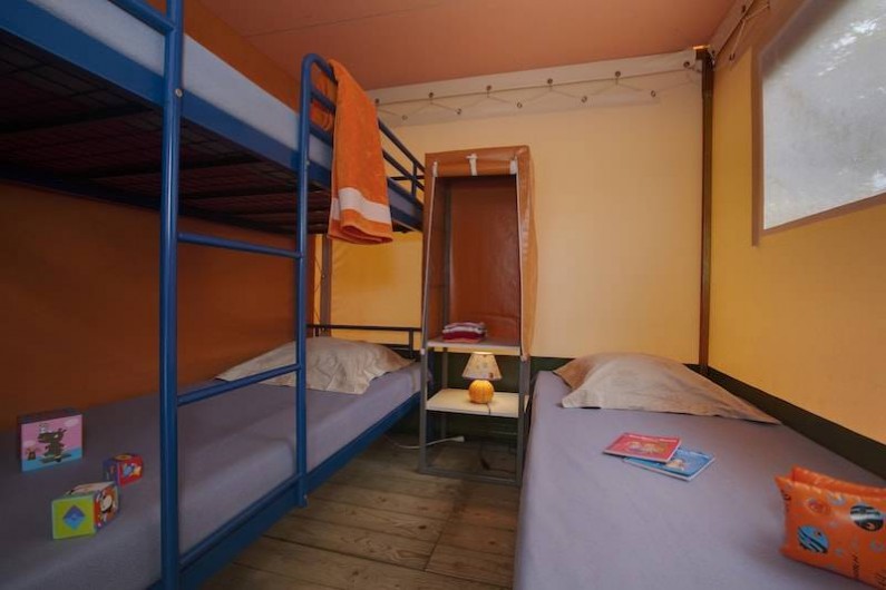 Location de vacances - Camping à Sampzon