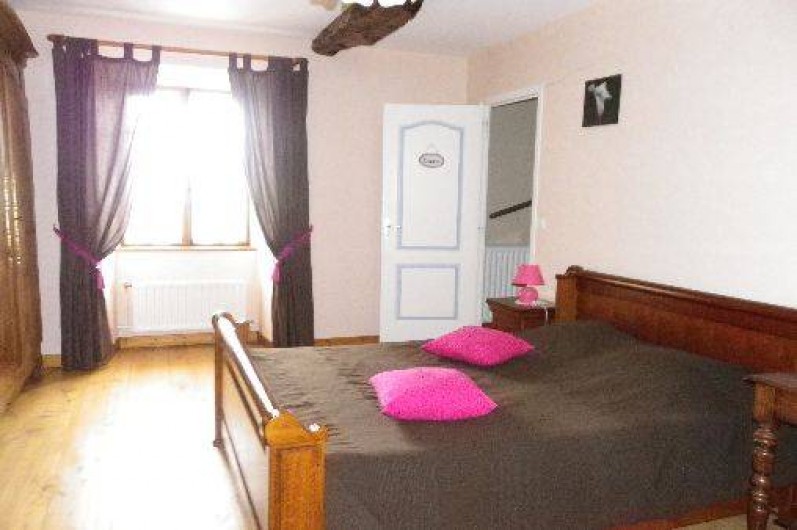 Location de vacances - Gîte à Combourg - grande chambre