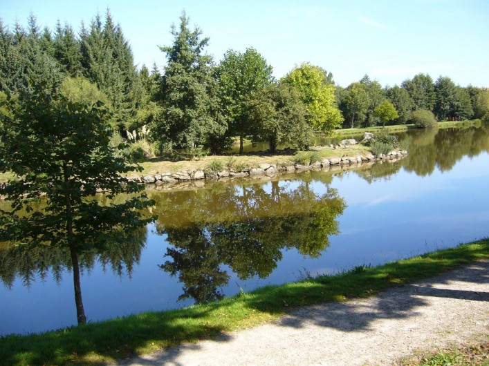 Location de vacances - Maison - Villa à Cléguérec - plan d'eau avec jeux a 600M