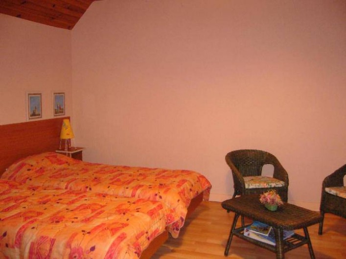 Location de vacances - Maison - Villa à Cléguérec - chambre 2 lits simple a l'étage