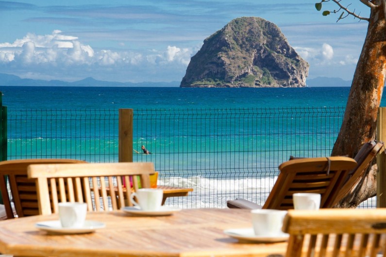 Location de vacances - Villa à Le Diamant - Petit déjeuner face au Rocher