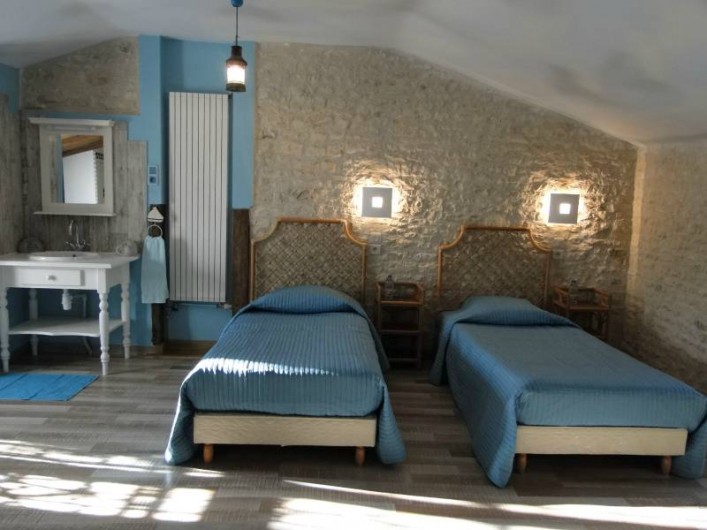 Location de vacances - Chambre d'hôtes à Andilly - La chambre les Embruns : les lits des enfants