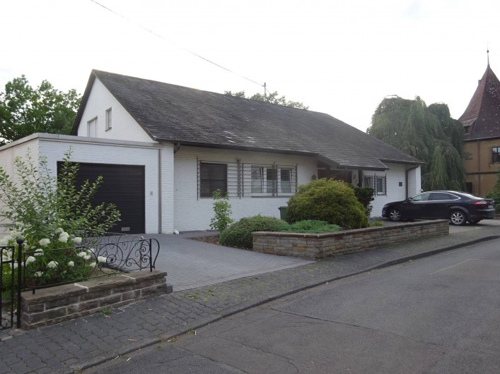 Location de vacances - Appartement à Linz am Rhein - Vu de la maison du coté d'arrivé