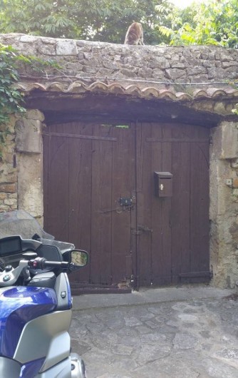 Location de vacances - Maison - Villa à Cornillon - Entrée de la maison