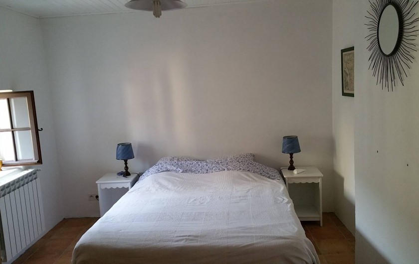 Location de vacances - Maison - Villa à Cornillon - chambre 2 (étage), lit 2 personnes