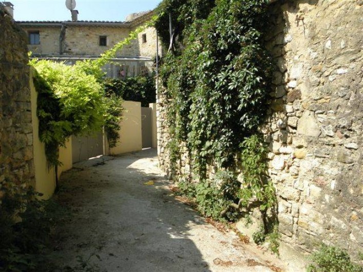 Location de vacances - Maison - Villa à Cornillon - Ruelle de Cornillon bordant la maison