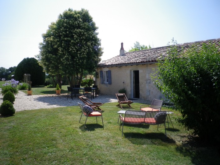 Location de vacances - Gîte à Vanzac - Bienvenue au gite du FOURNIL