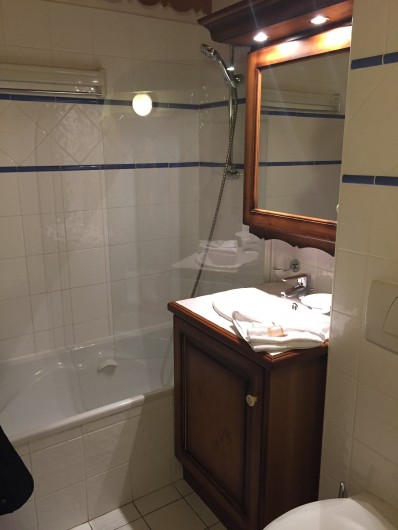 Location de vacances - Appartement à Arc 1800 - Il y a 2 salles de bains et 3 salles de douches