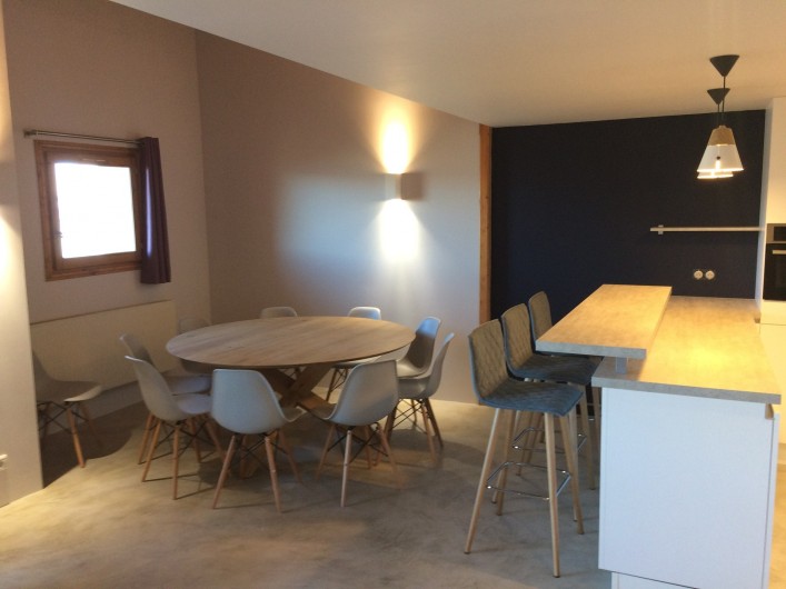 Location de vacances - Appartement à Arc 1800 - Coin salle à manger pour 10 personnes
