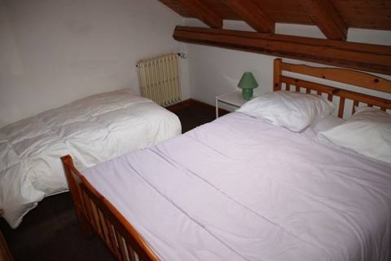 Location de vacances - Gîte à Rochesson - Chambre 1 Chalet