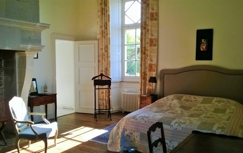 Location de vacances - Château - Manoir à Montreuil-Bonnin - chambre voyages