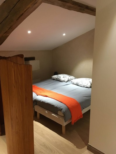 Location de vacances - Château - Manoir à Montreuil-Bonnin - Chambre de la dépendance (en option)