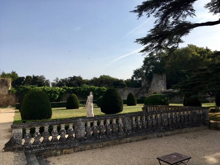 Location de vacances - Château - Manoir à Montreuil-Bonnin - Jardin du château