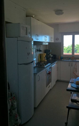 Location de vacances - Appartement à Le Grau-du-Roi - Cuisine donnant au Sud