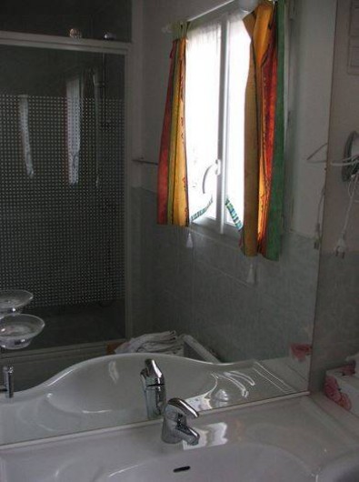 Location de vacances - Chambre d'hôtes à Trépied - CHAMBRE CÔTE JARDIN