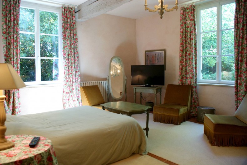 Location de vacances - Chambre d'hôtes à Saint-Léger - Suite familiale : chambre parentale avec lit de 160
