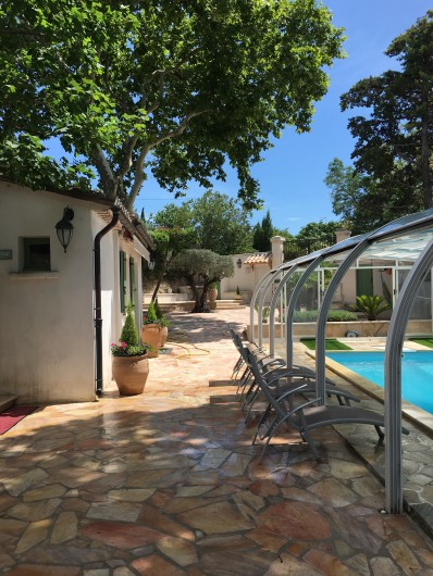 Location de vacances - Villa à Uzès - Studio piscine