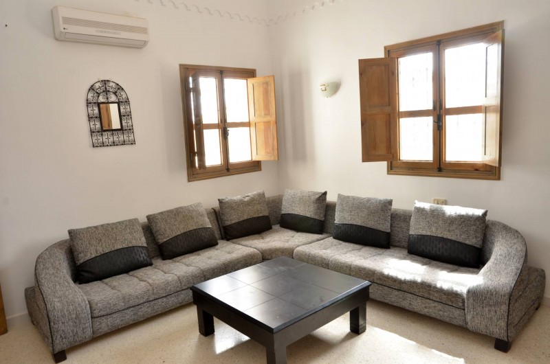 Location de vacances - Villa à Tezdaine - Salon qui pourra se transformer en chambre 2  si besoin