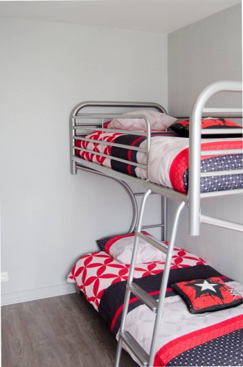 Location de vacances - Gîte à Huppy - Chambre enfants avec dressing