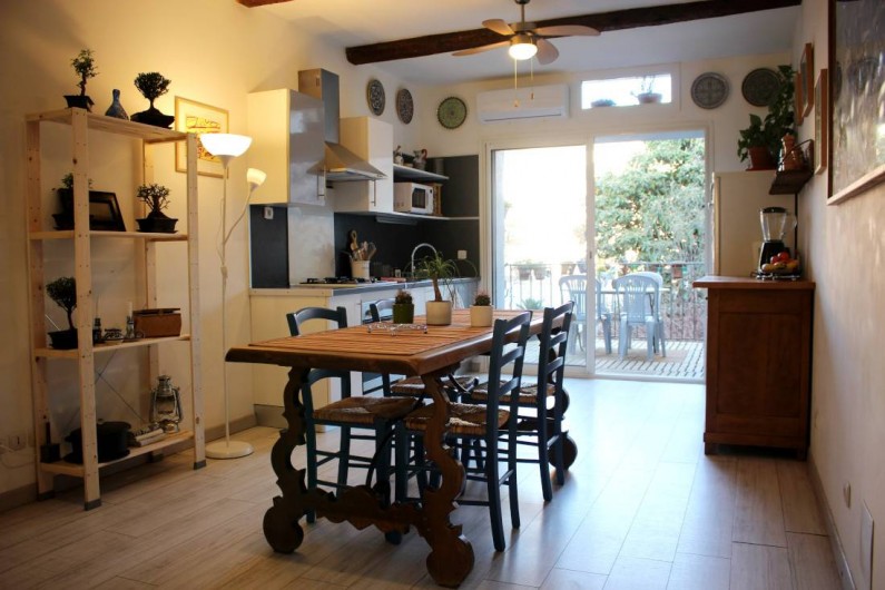 Location de vacances - Maison - Villa à Mèze - cuisine au premier étage
