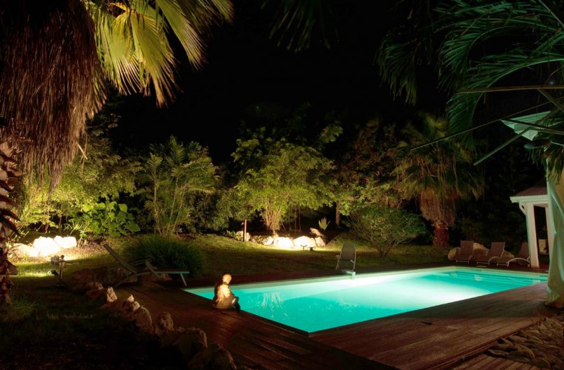 Location de vacances - Villa à Saint-François - La piscine éclairée