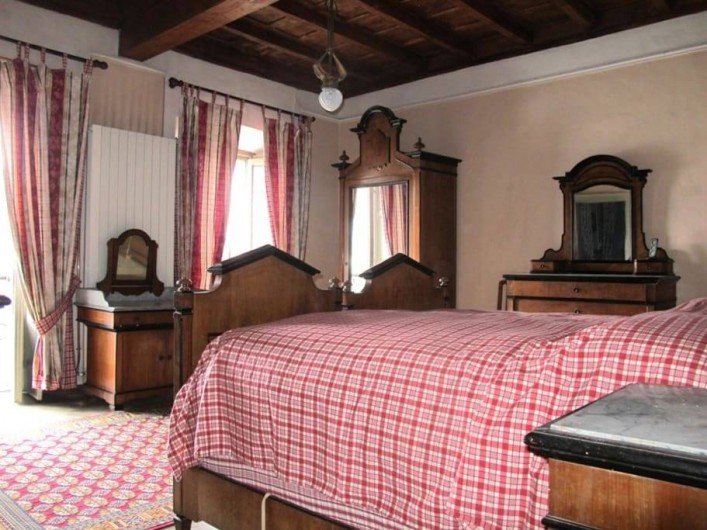 Location de vacances - Villa à Isola San Giulio - chambre rouge