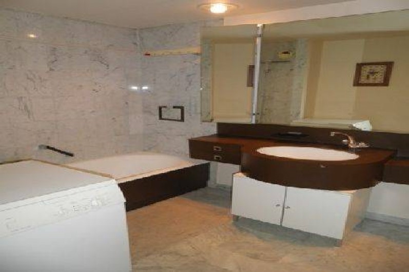 Location de vacances - Appartement à Cannes - Cannes beach- Salle de Bains + Lave linge
