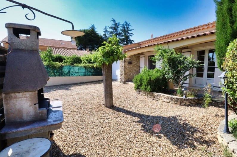 Location de vacances - Villa à Caromb - Façade Sud