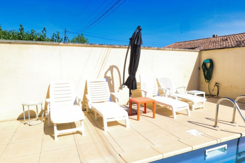 Location de vacances - Villa à Caromb - Piscine plage