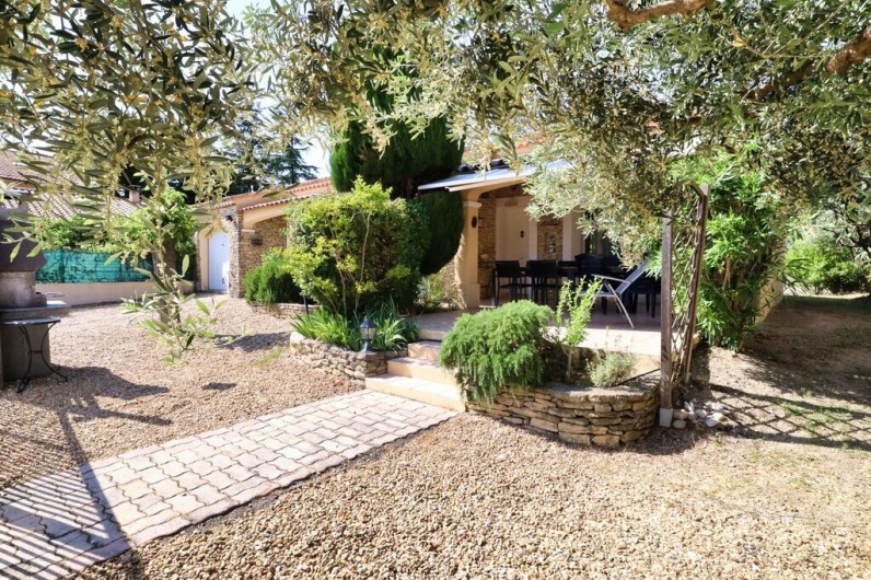 Location de vacances - Villa à Caromb - Façade Sud