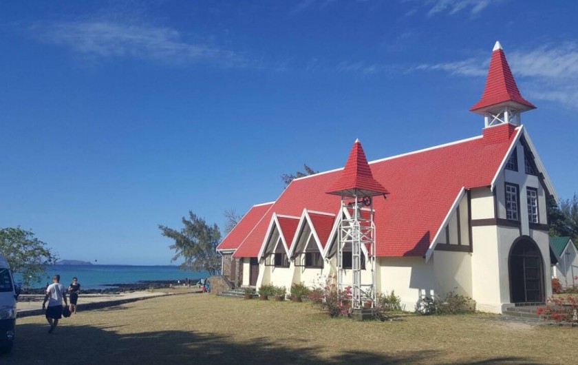Location de vacances - Chambre d'hôtes à Baie du Tombeau - Eglise Mythique de Cap Malheureux
