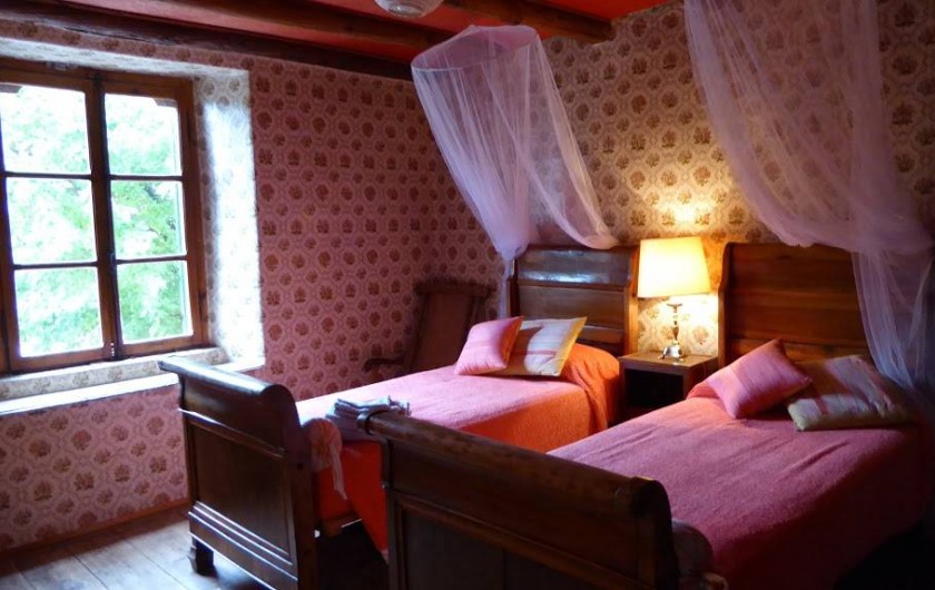 Location de vacances - Maison - Villa à Marano di Valpolicella - Chambre rouge du premier étage côté sud