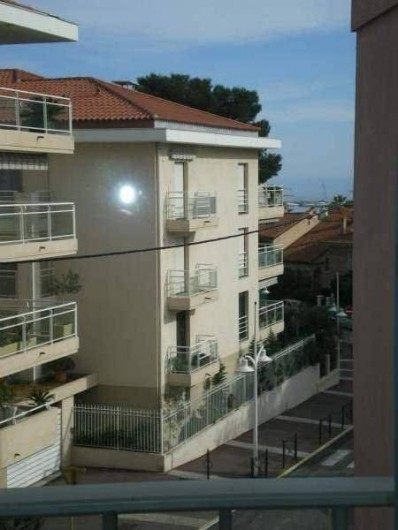 Location de vacances - Appartement à Saint-Raphaël - Aperçu mer de la chambre 2