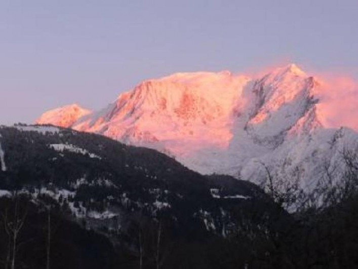 Location de vacances - Chalet à Saint-Gervais-les-Bains - Fabuleux coucher de soleil sur le Mont-Blanc
