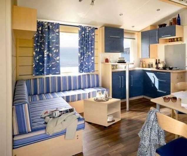 Location de vacances - Bungalow - Mobilhome à Tourrettes - INTÉRIEUR TYPE DE MOBIL-HOME