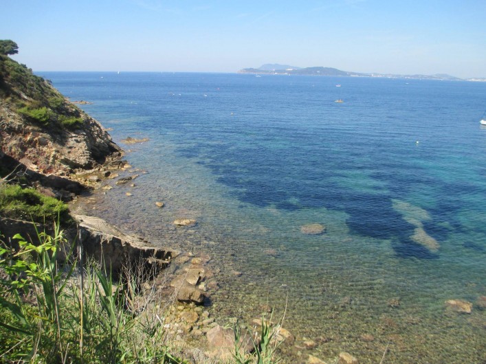 Location de vacances - Maison - Villa à Le Pradet - Bord de mer et plages à moins de 100m