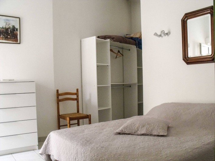 Location de vacances - Maison - Villa à Puisserguier - Chambre 1  lit 160x200