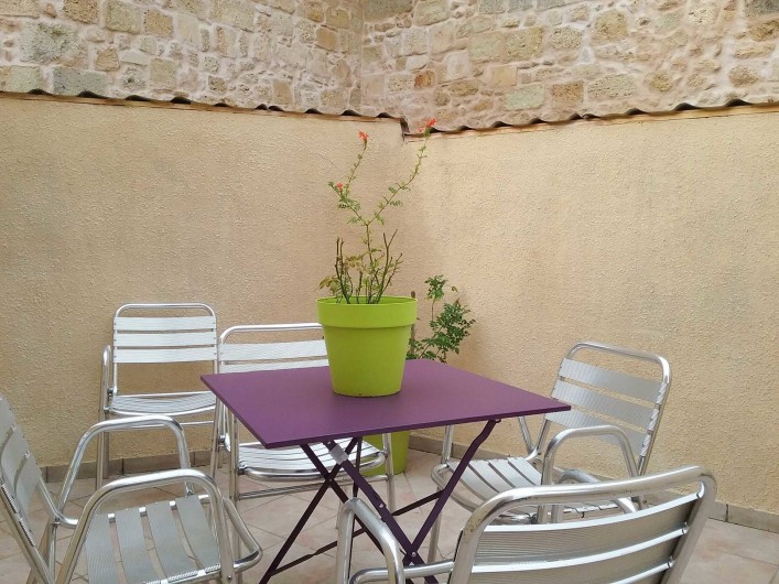 Location de vacances - Maison - Villa à Puisserguier - Terrasse attenante à la grande chambre 1