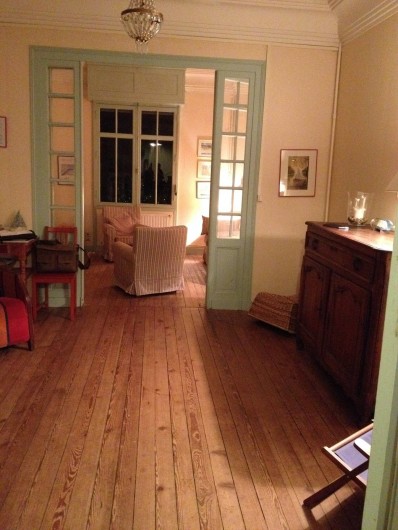 Location de vacances - Villa à Arcachon - Salon et salon cheminée