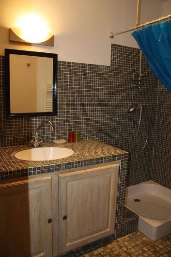 Location de vacances - Villa à Cucuron - Salle d'eau