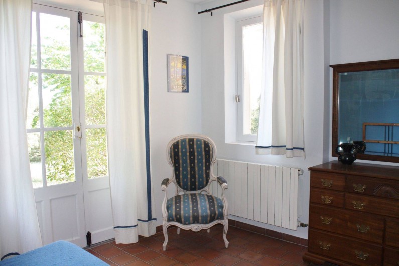 Location de vacances - Villa à Cucuron - Chambre bleue