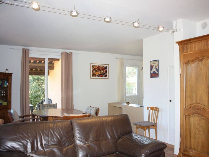 Location de vacances - Villa à Cucuron - Séjour, salle à manger