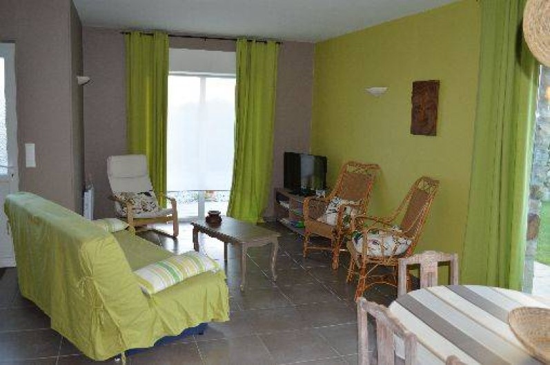 Location de vacances - Maison - Villa à Les Moitiers-d'Allonne - salon coin tv