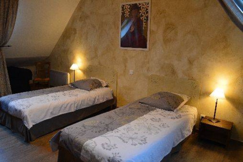 Location de vacances - Maison - Villa à Les Moitiers-d'Allonne - chambre étage 